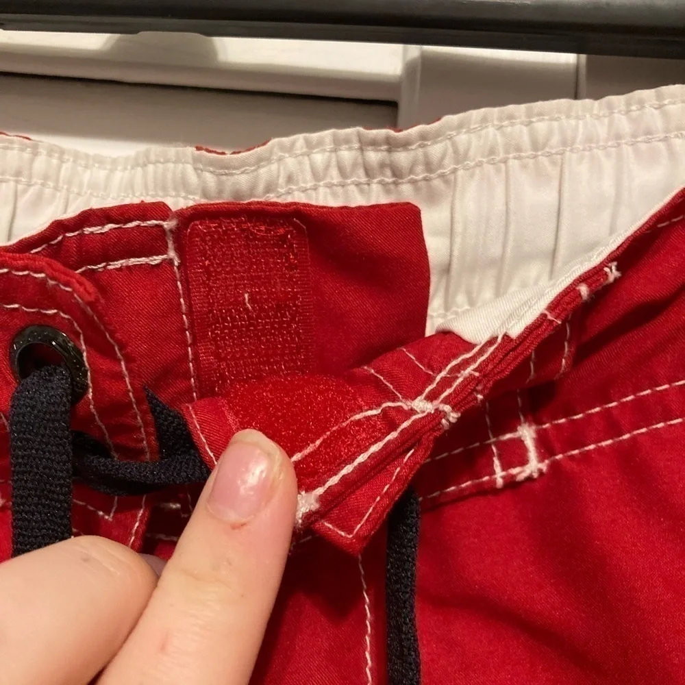 NWT Mens Speedo Red And Black Swim Trunks Size Large